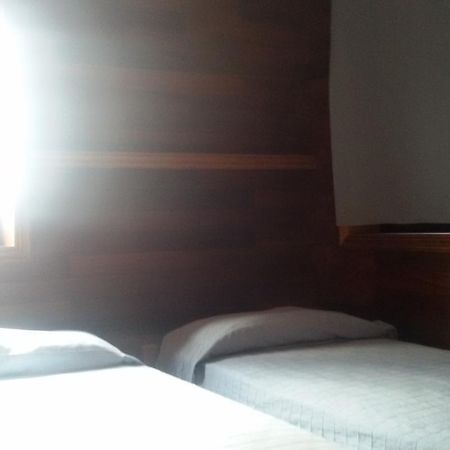 Sunset Inn فامارا المظهر الخارجي الصورة